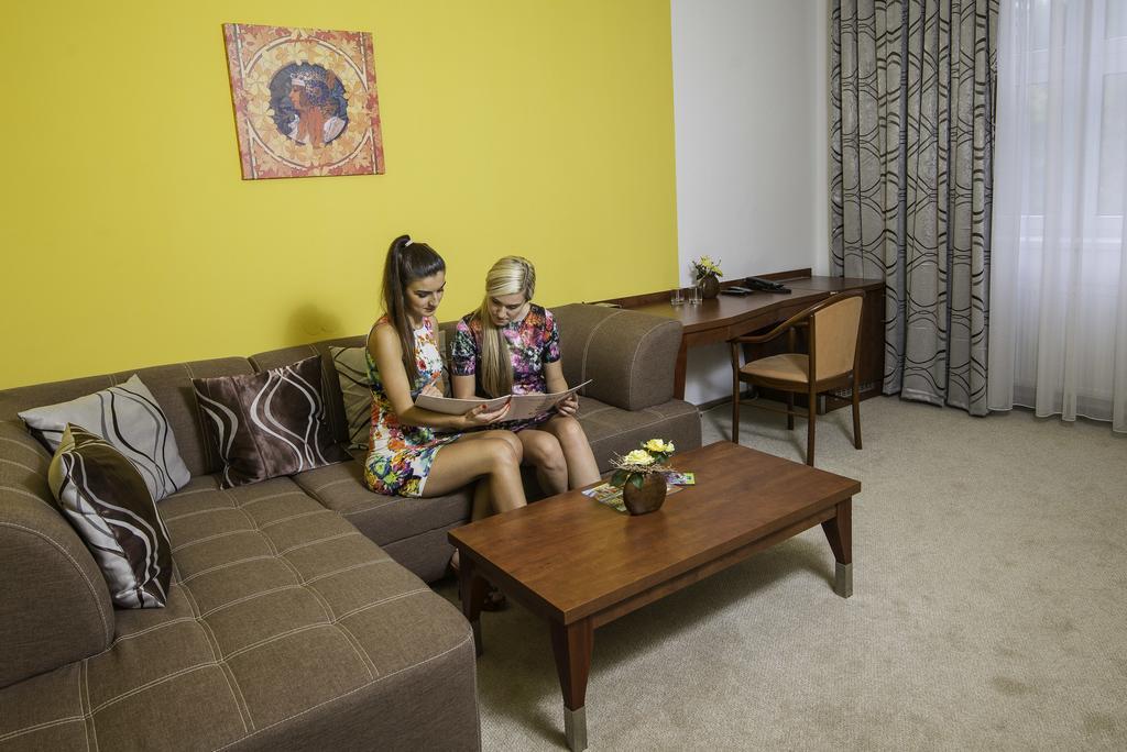 Hotel Skalka Rajecké Teplice Eksteriør bilde